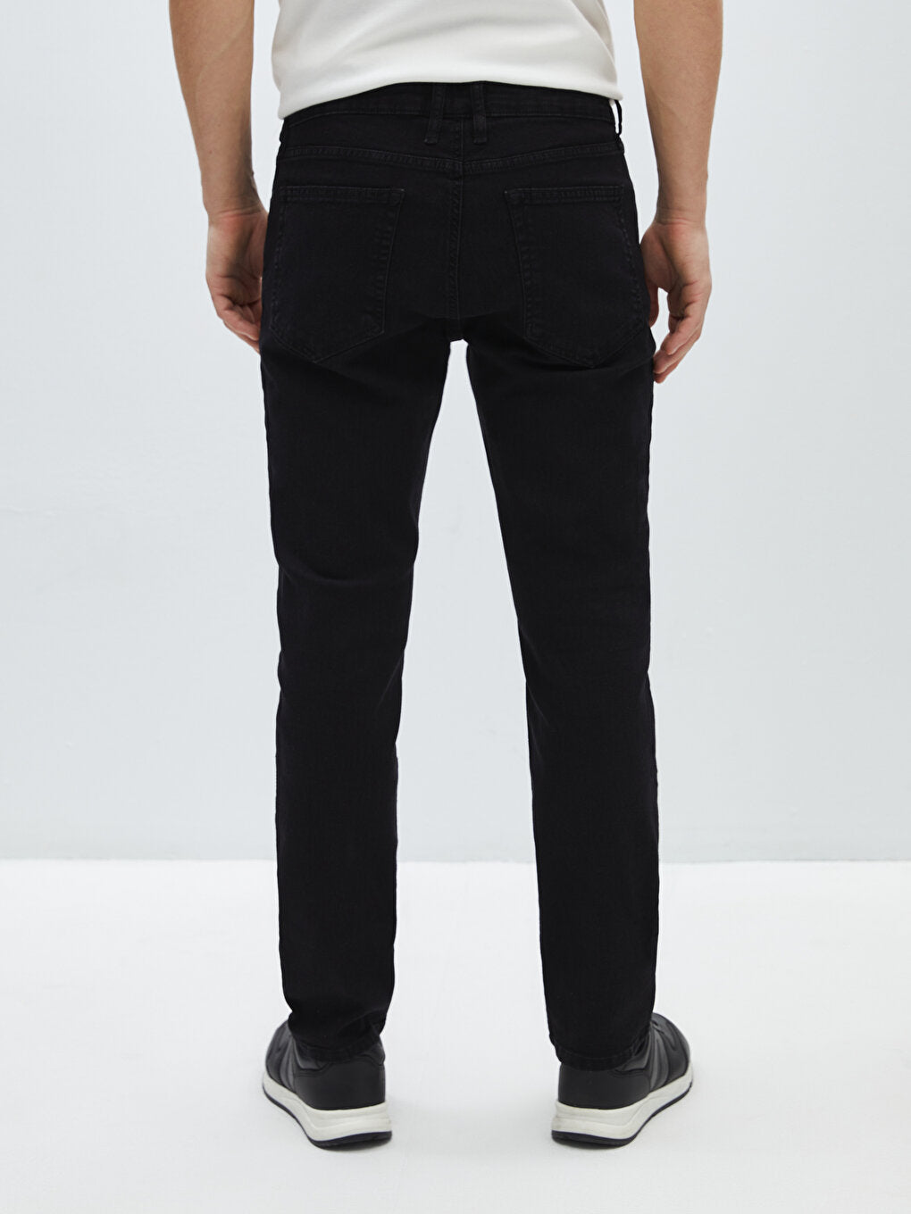 779 Regular Fit Men's Jean Trousers