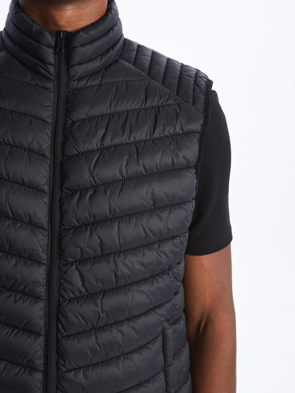 Standard Mold Stand Collar Men's Puffer Vest