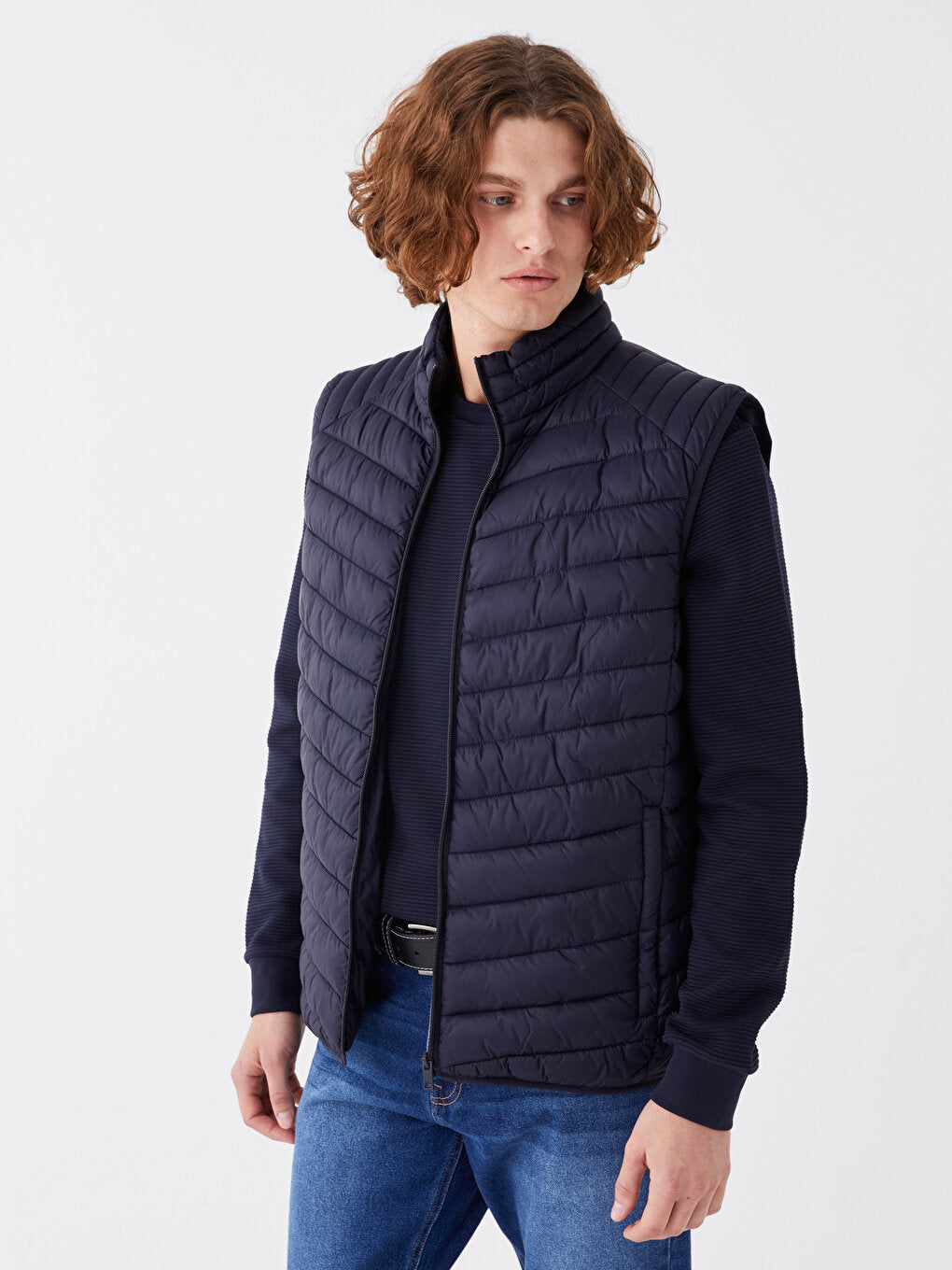 Standard Mold Stand Collar Men's Puffer Vest