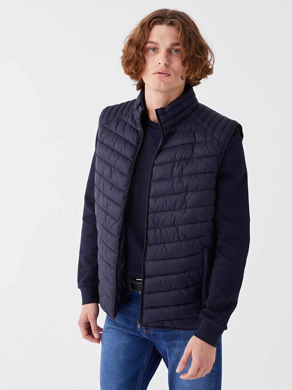 Standard Mold Stand Collar Men's Puffer Vest