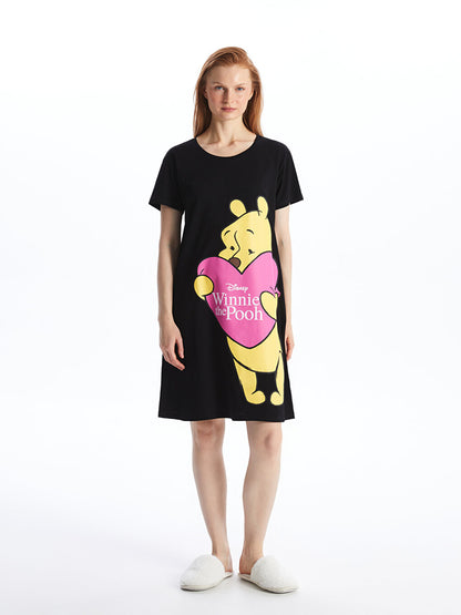 Crew Neck Winnie the Pooh Printed Short Sleeve Women's Nightgown