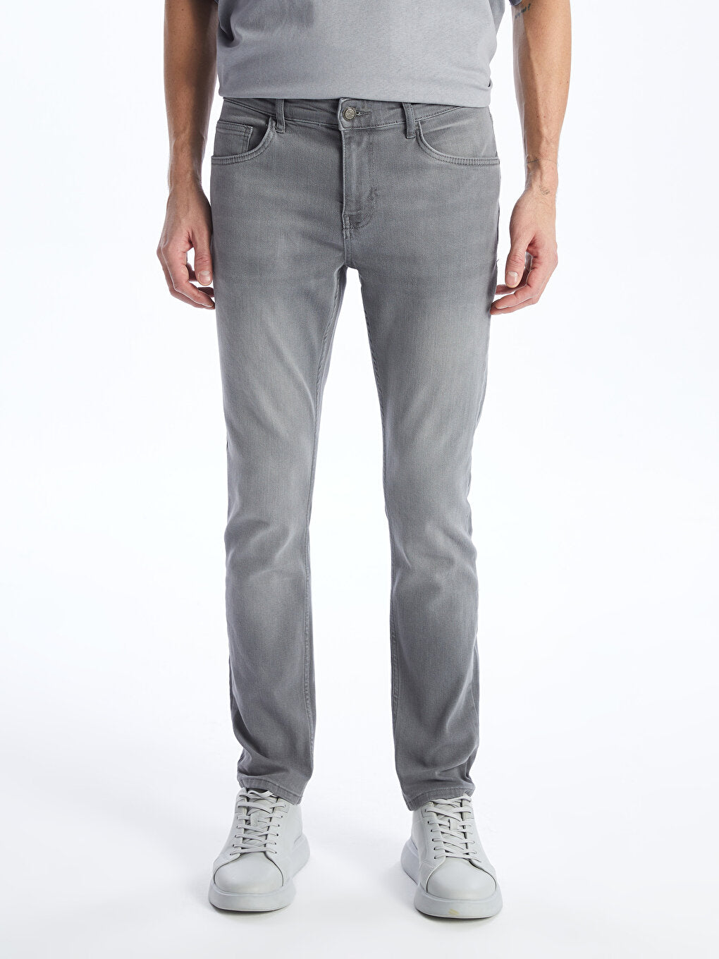 750 Slim Fit Men's Jean Trousers