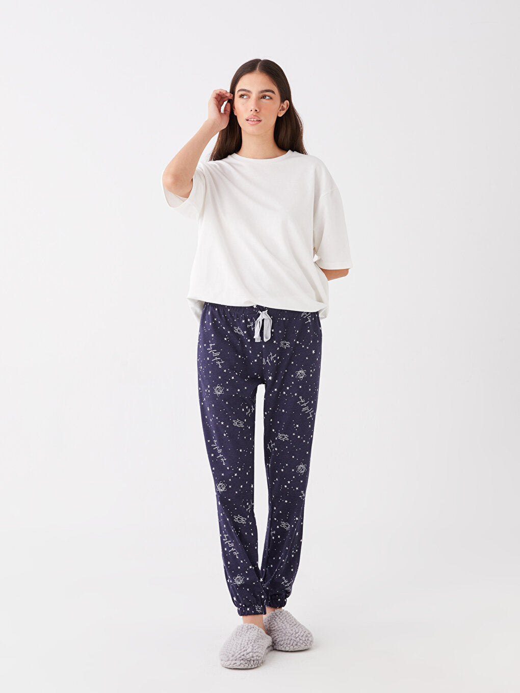 Patterned Women's Jogger Pajama Bottoms with Elastic Waist