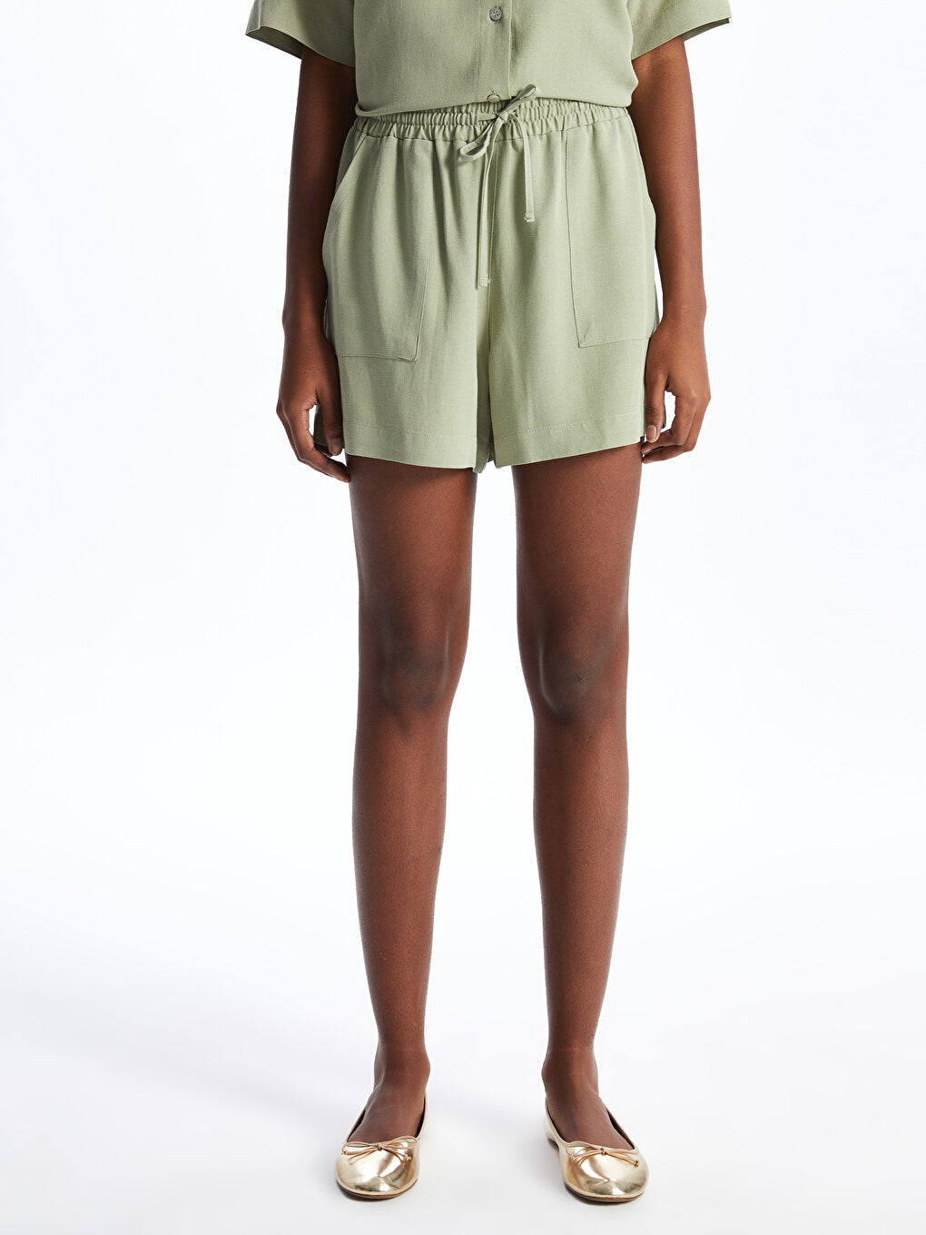 Standard Fit Plain Linen Blend Women's Shorts