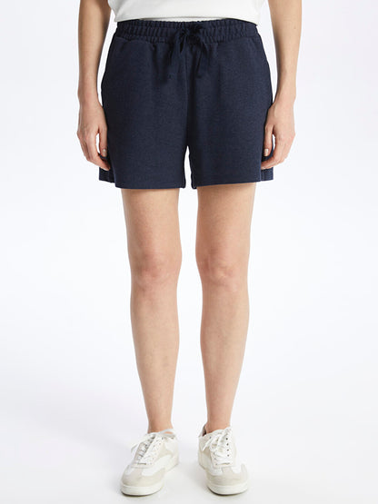 Women's Standard Fit Straight Shorts