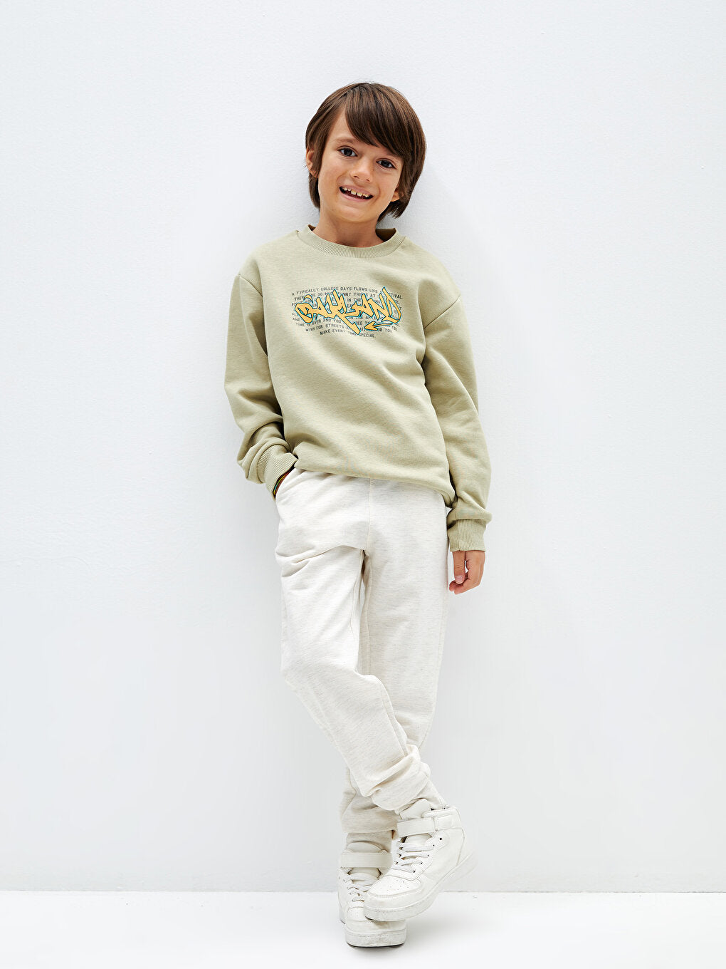 Basic Boy's Jogger Sweatpants with Elastic Waist