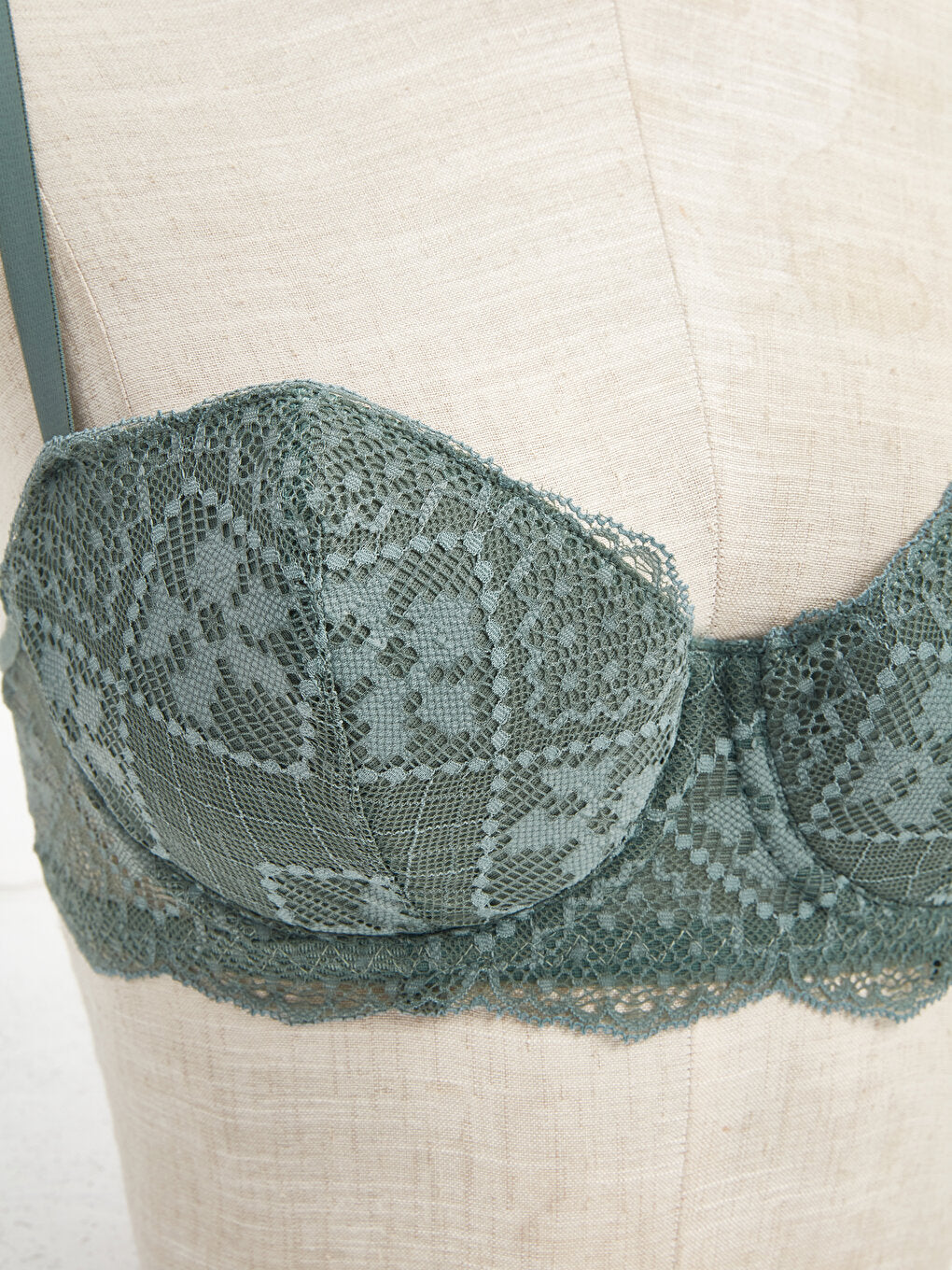 Underwire Unpadded Lace Balconette Bra